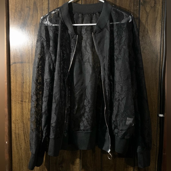 Lace jacket - Picture 2 of 4